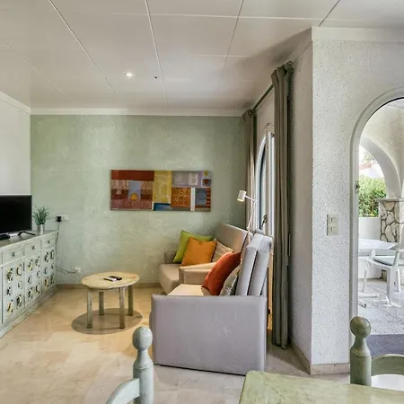 Art- Revilla Tacke F Holiday home Empuriabrava
